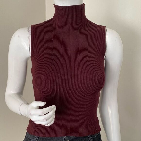 Zara Sweaters - Zara Ribbed Knit Sleeveless Turtleneck Mockneck Top in Burgundy